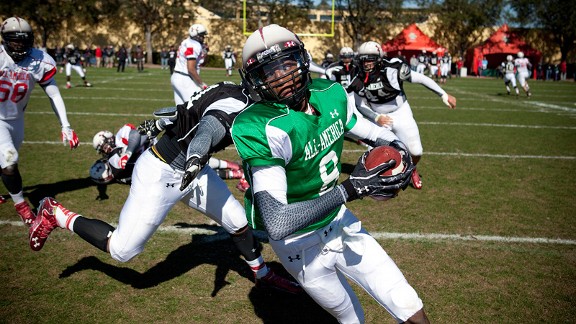 The Kid's kid, Trey Griffey, commits to play football at Arizona