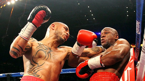 Cotto never panicked, even when it seemed he fell behind early in the fight. He pressed Mayweather when he could but mostly avoided opening himself up to the challenger's excellent counterpunching attack.