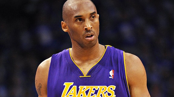 Los Lakers sufrieron la primera derrota con la camiseta de Kobe Bryant