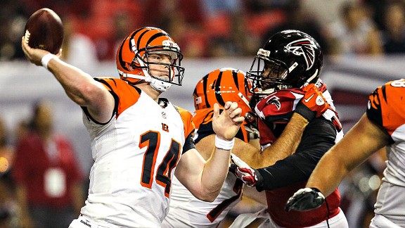 Andy Dalton throws for three touchdowns, BenJarvus Green-Ellis