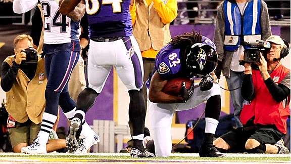 With heavy heart, Torrey Smith comes up big in Ravens win