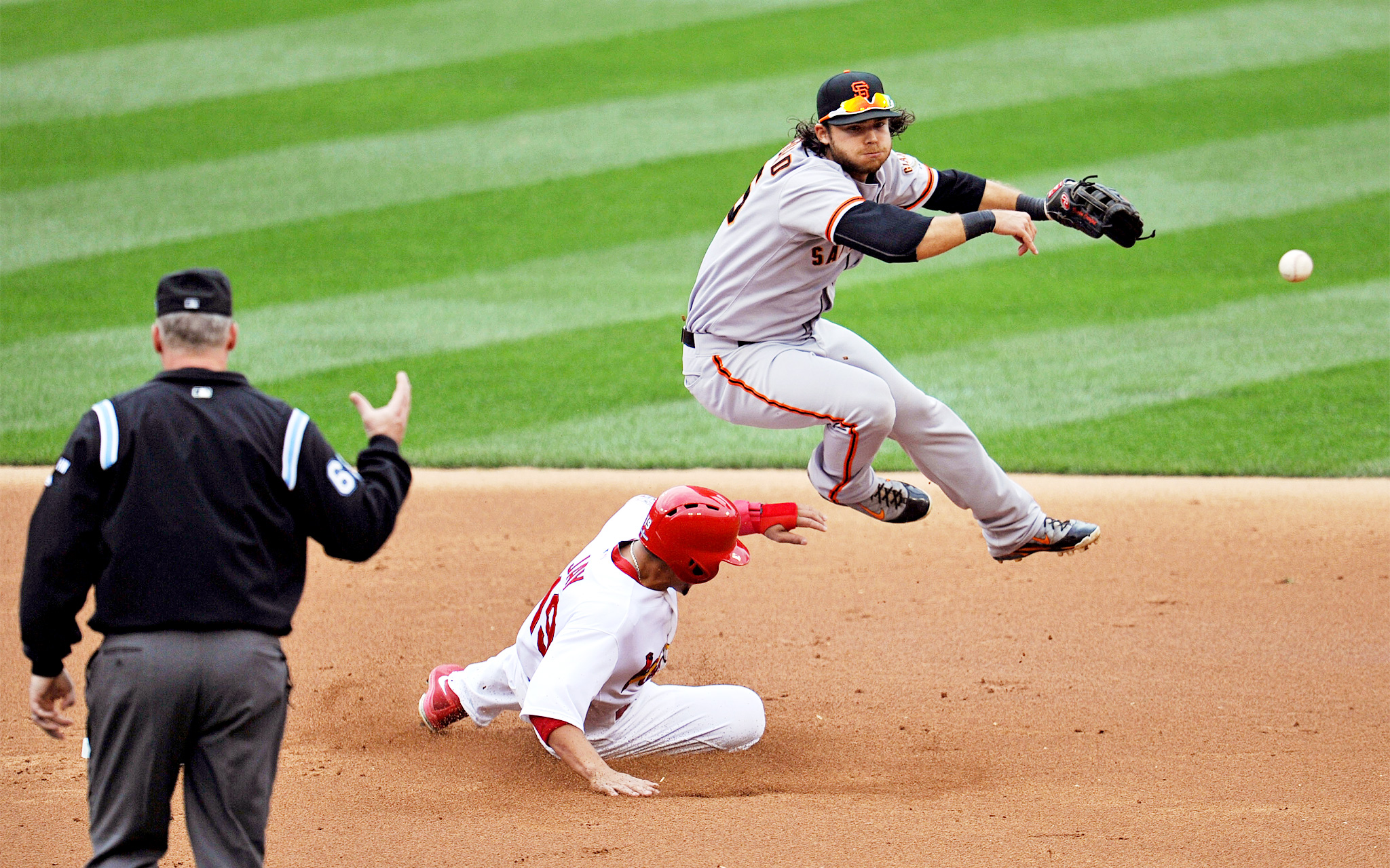 Air Ball - Photos of the Day October 18, 2012 - ESPN