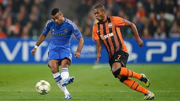 soc_a_cole-fernandinho01jr_576.jpg