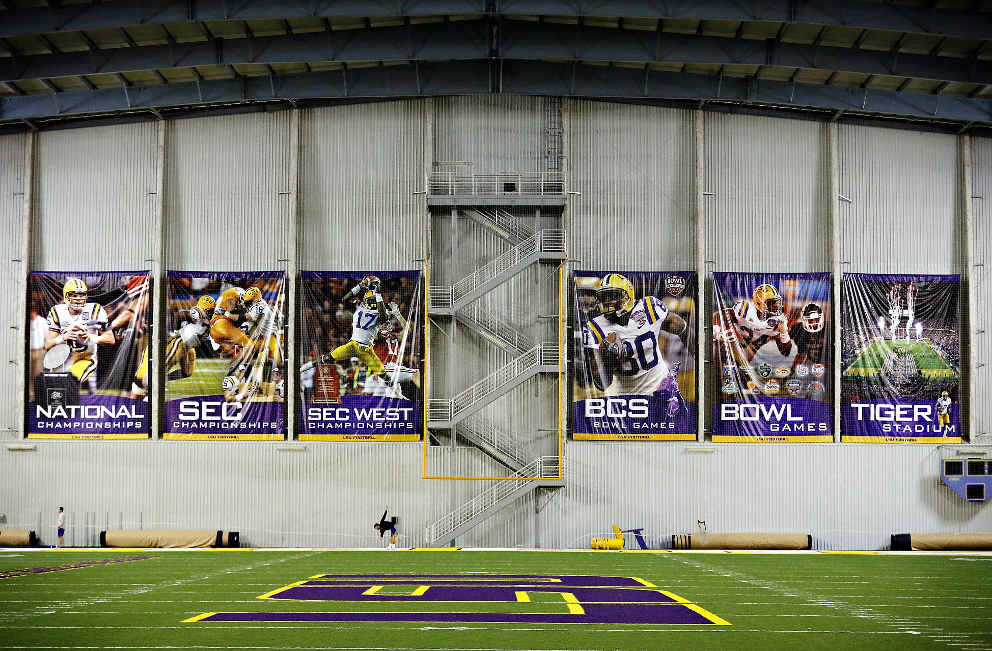 Game-week prep #1day1game - Slideshow: Alabama vs. LSU - One Day, One