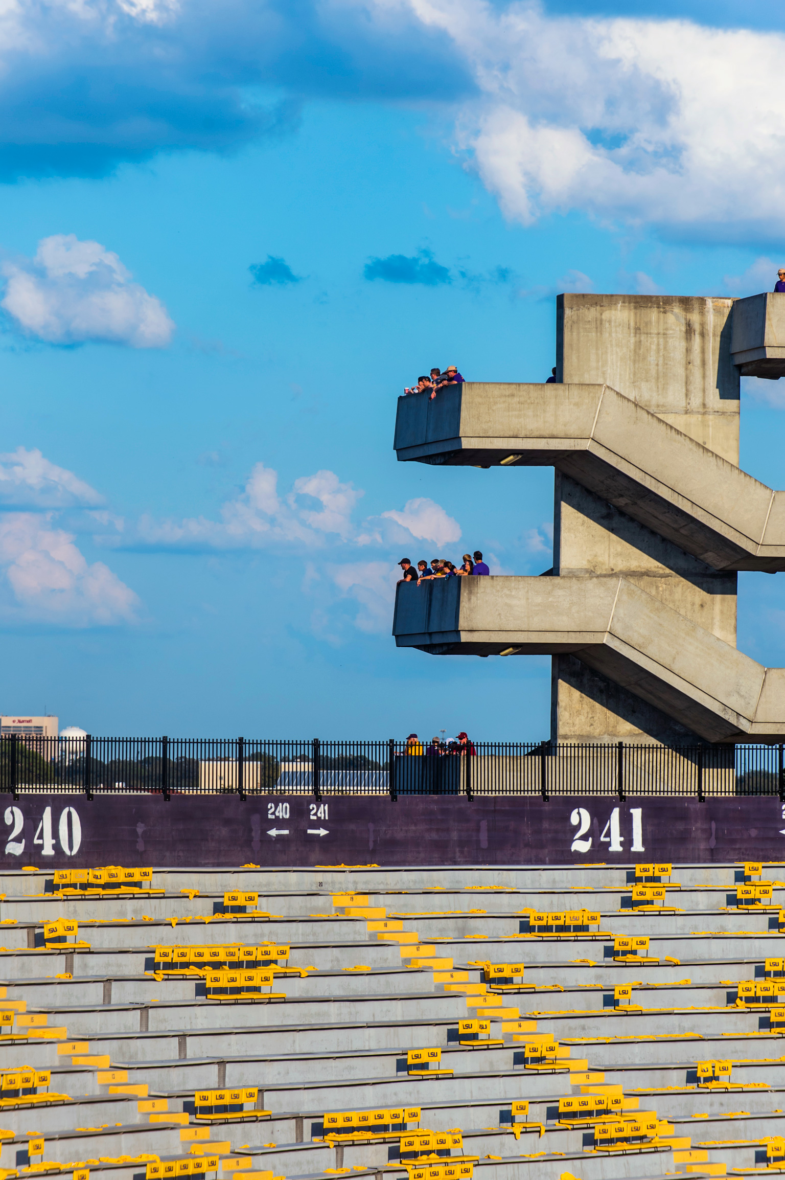 Abandoned dorms under LSU's Tiger Stadium [OC] : r/AbandonedPorn