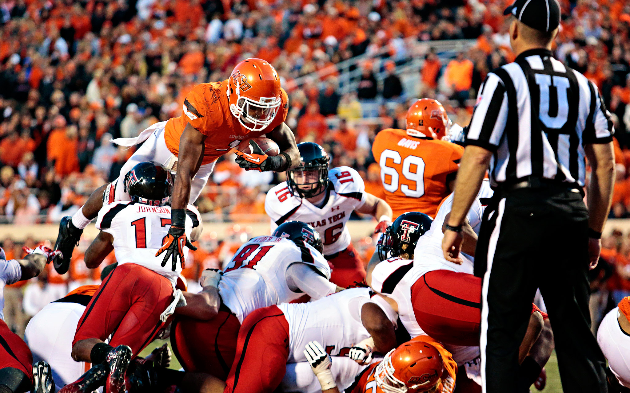 Cowboy Up - Photos of the Day November 19, 2012 - ESPN