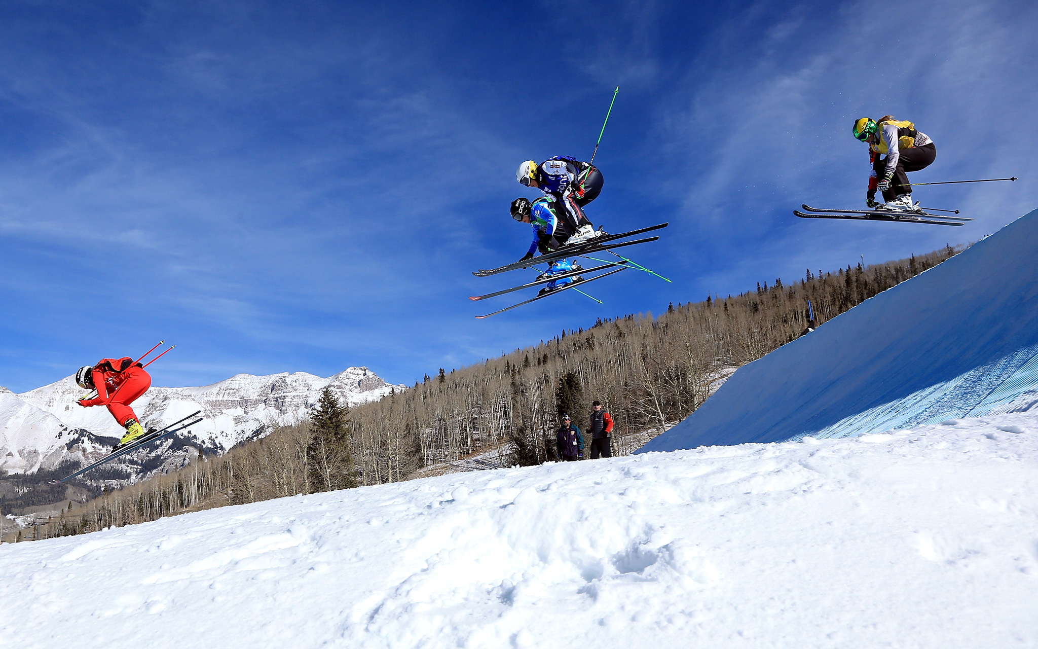 Jumping Packs Photos of the Day for Dec. 14, 2012 ESPN
