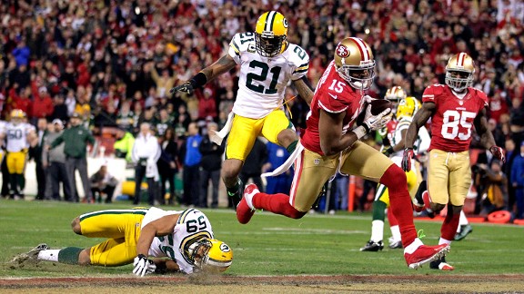 San Francisco 49ers' Michael Crabtree (15) and Vernon Davis (85