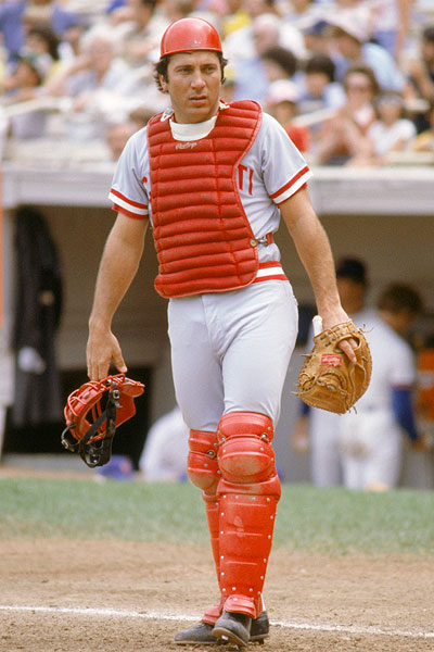 Johnny Bench holds 7 baseballs in one hand! | sports arena | Pinterest ...