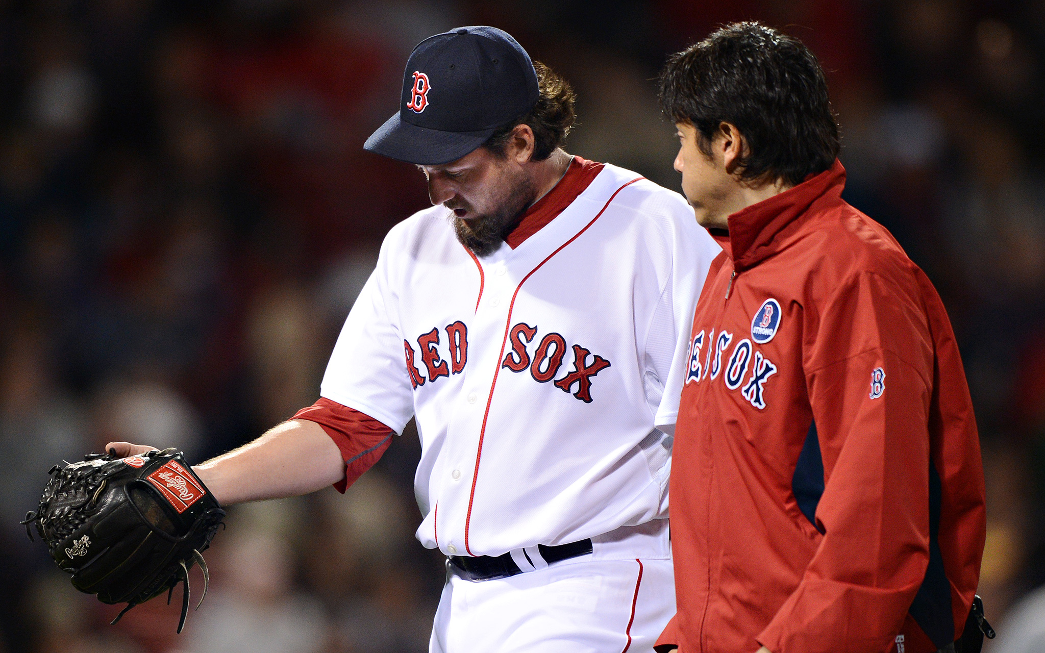 Indians trounce Red Sox in Francona's return to Fenway