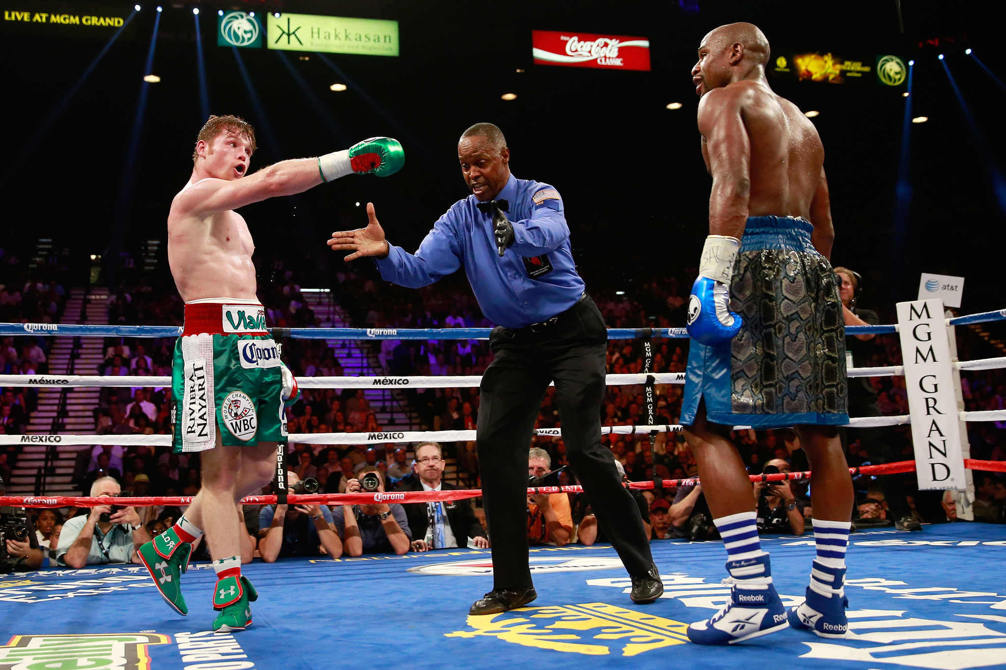 canelo alvarez vs mayweather