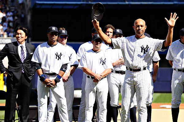 No. 42 retired forever in a touching Mariano Rivera pregame