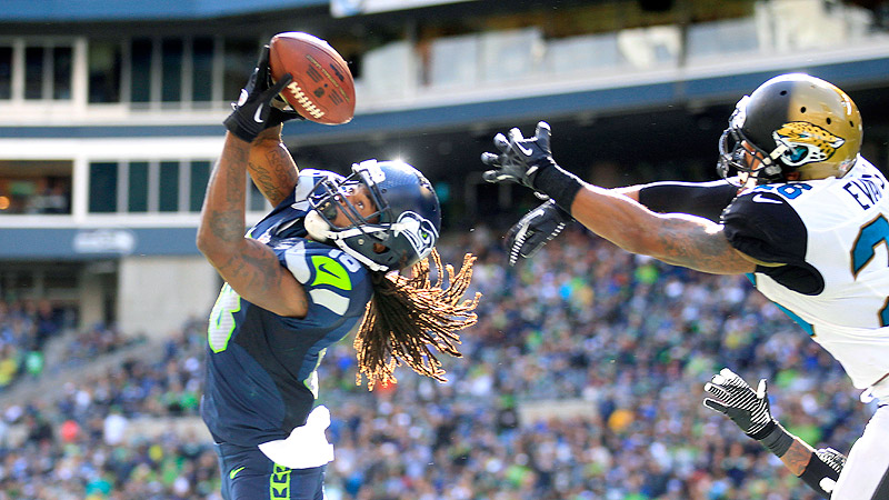 Seahawks fan creates Super Bowl ring for the 12s