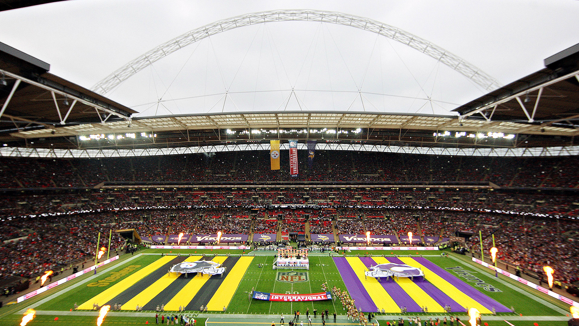 NFL Football in London - Seeing American Football at Wembley Stadium