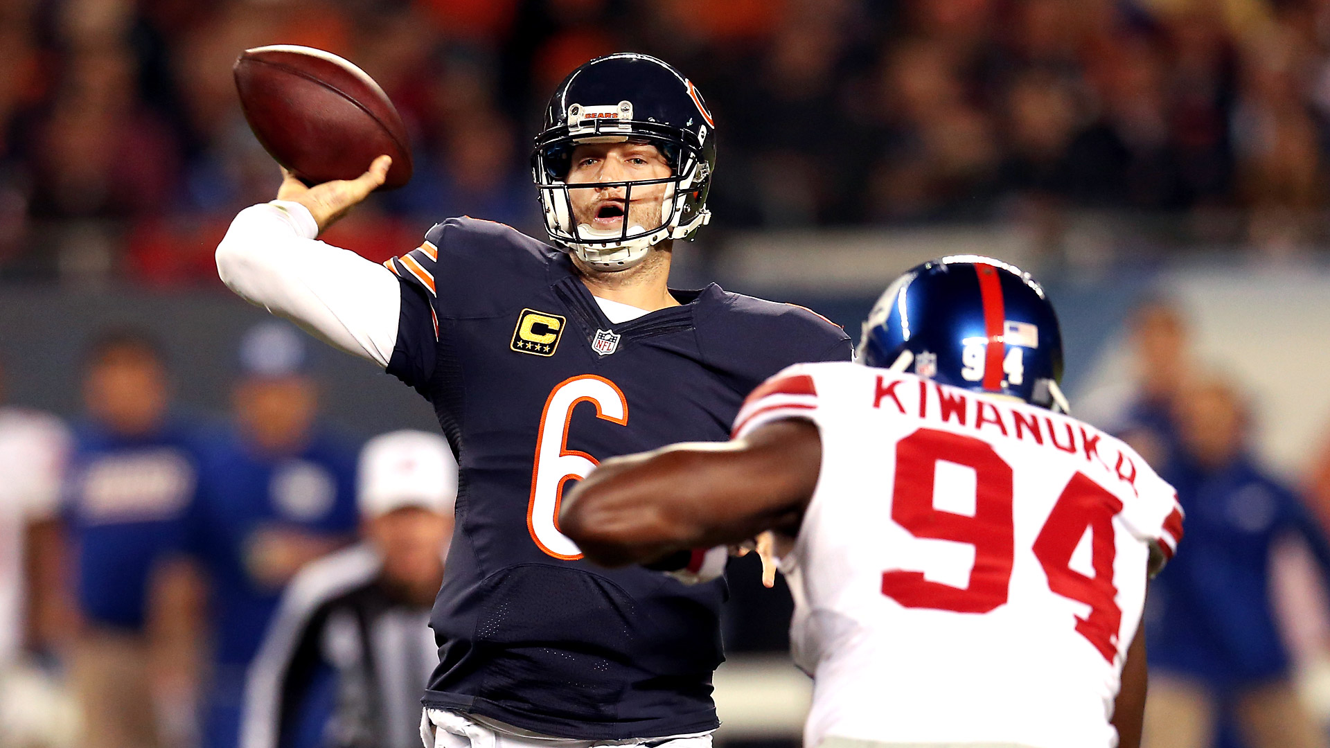 Can the Bears win when Jay Cutler throws for 300 yards?