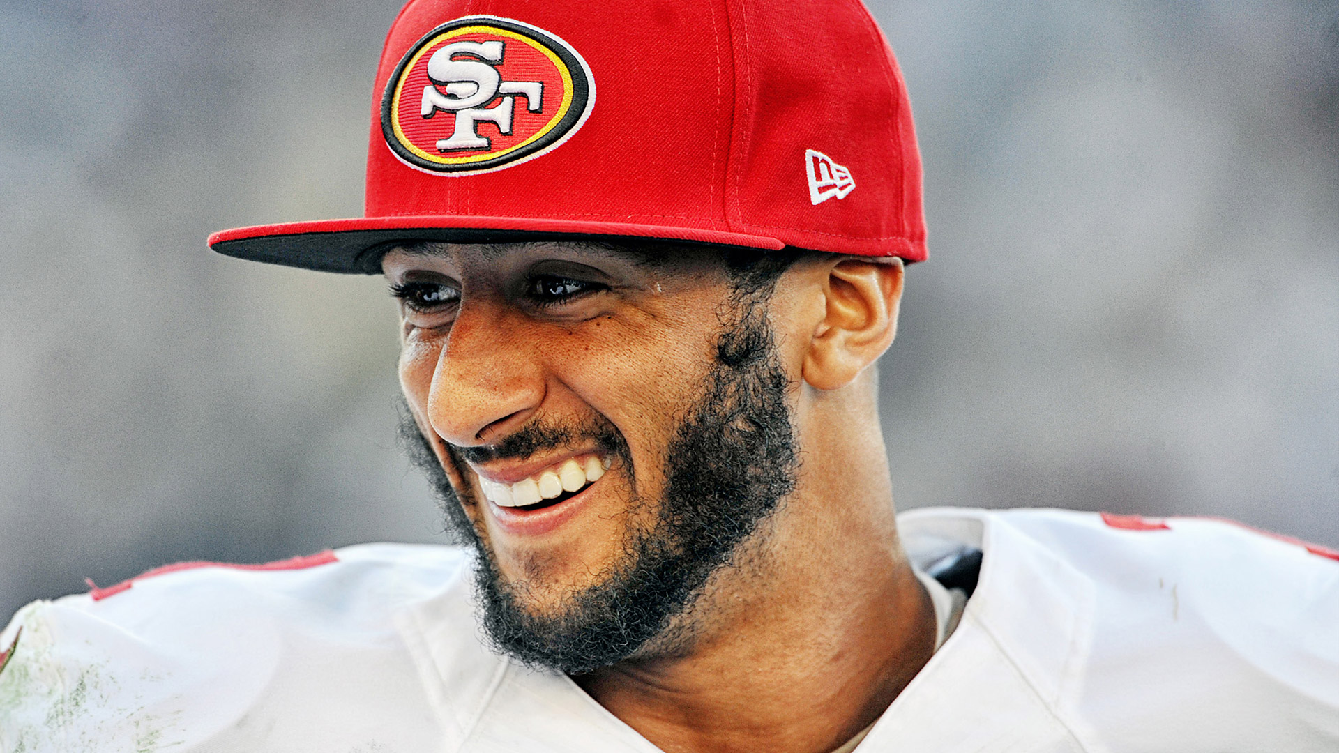 Colin Kaepernick marks 3rd anniversary of his first pre-game