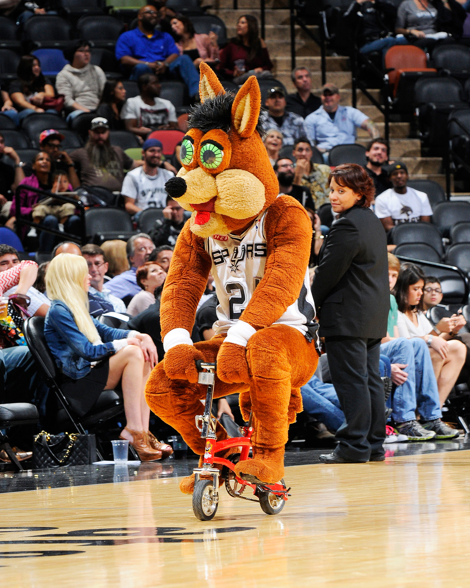 The Coyote - Friday Funnies for Nov. 29, 2013: Mascots - ESPN