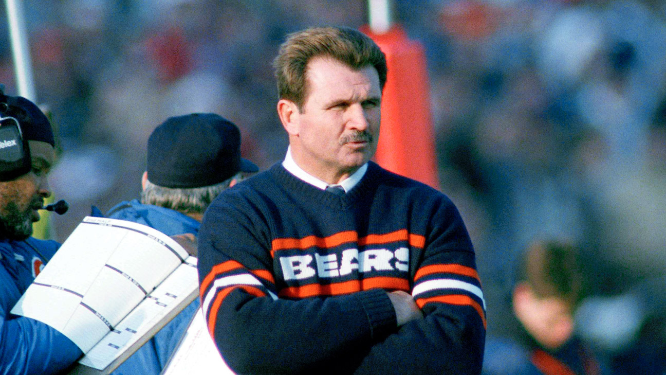 Head coach Mike Ditka of the New Orleans Saints during his regular Foto  di attualità - Getty Images