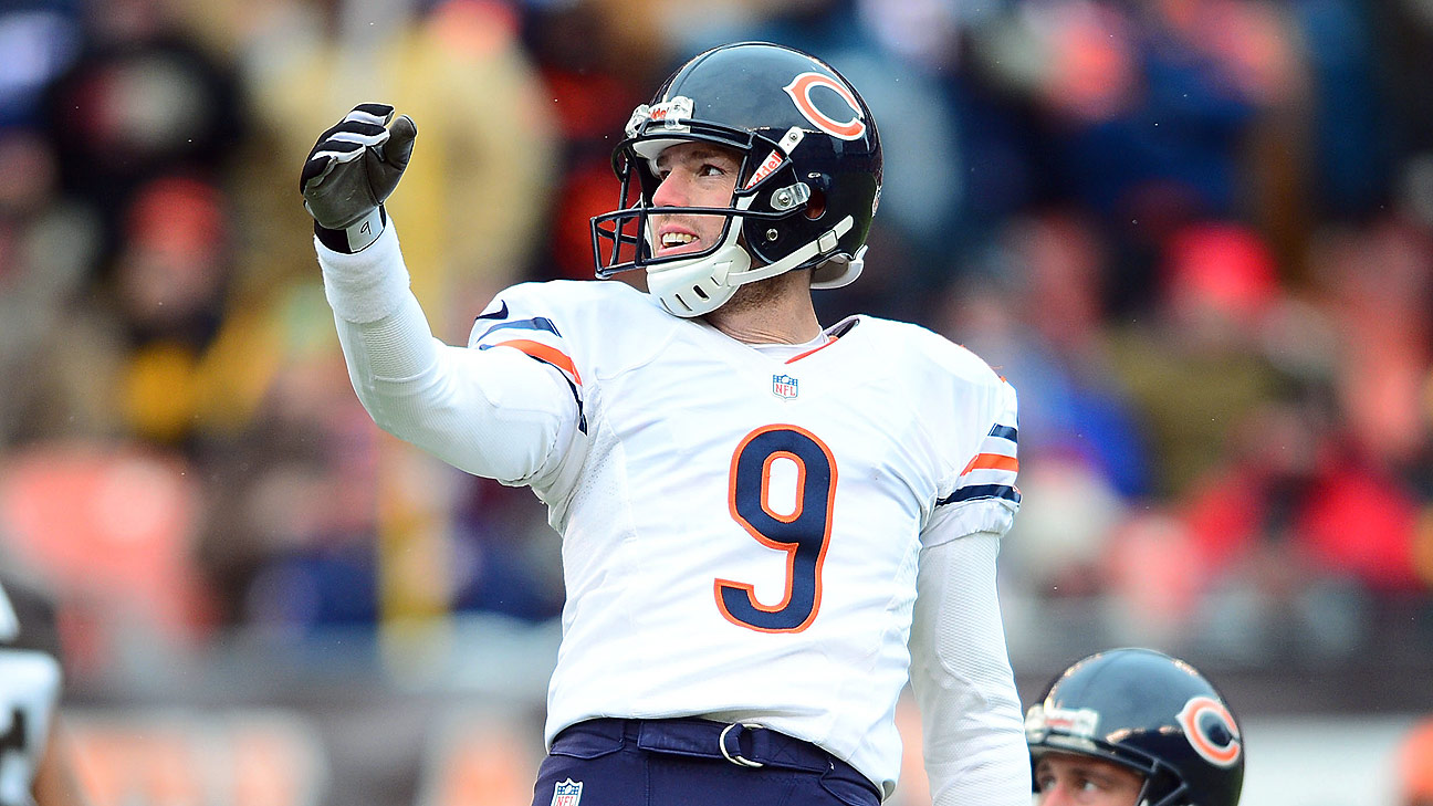 Bears agree to 4-year extension with Robbie Gould