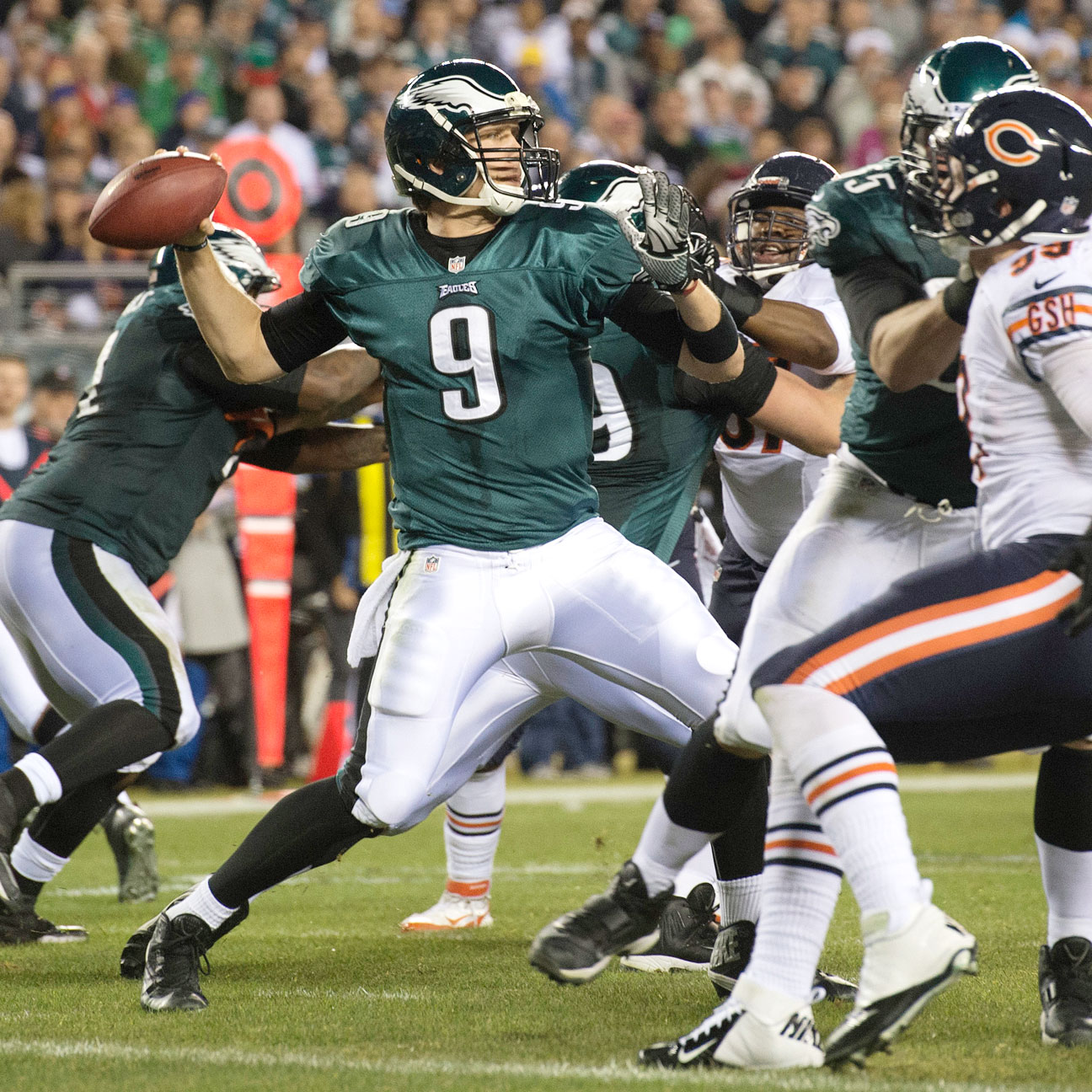 Philadelphia Eagles narrowly escape the Chicago Bears in a NFC