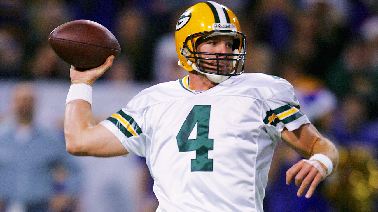 Brett Favre to enter Packers Hall of Fame, have number retired in 2015 -  Los Angeles Times