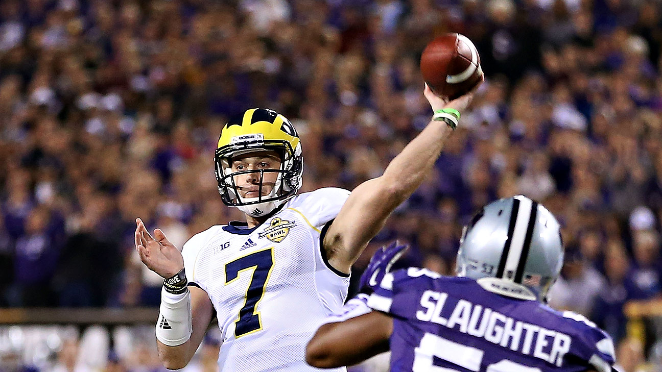 Kansas State defense stuffs Michigan in Buffalo Wild Wings Bowl - Sports  Illustrated