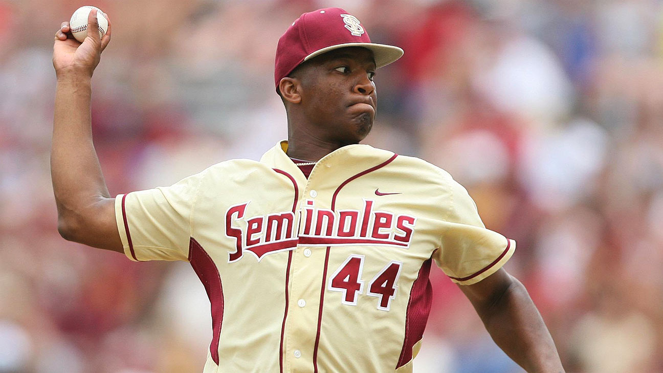 Suspended Florida State Seminoles QB Jameis Winston wears full pads in  warm-ups - ESPN