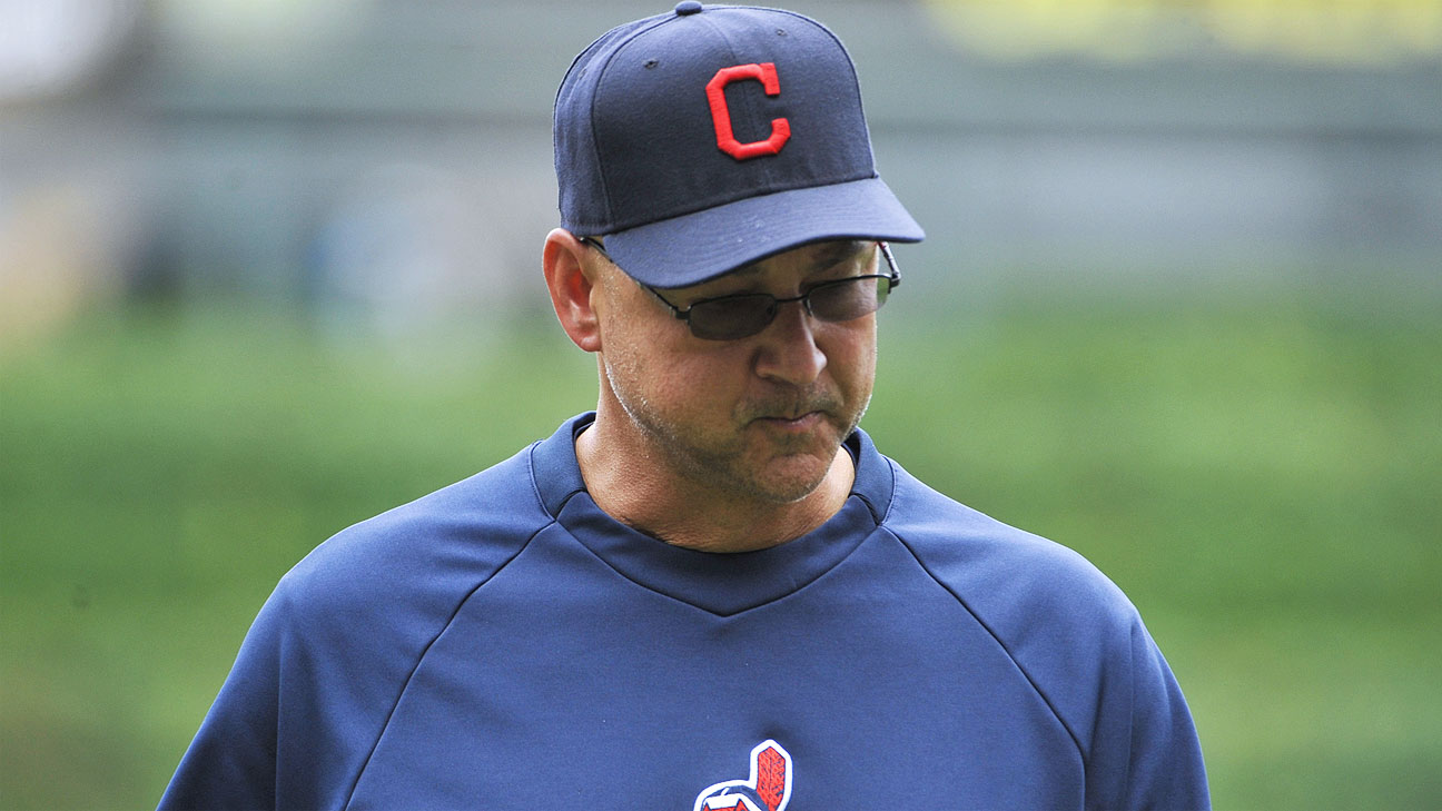 Before game, Indians' Francona to support Red Sox's Farrell at