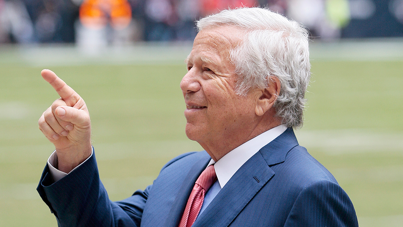 Patriots Owner Robert Kraft's Balancing Act