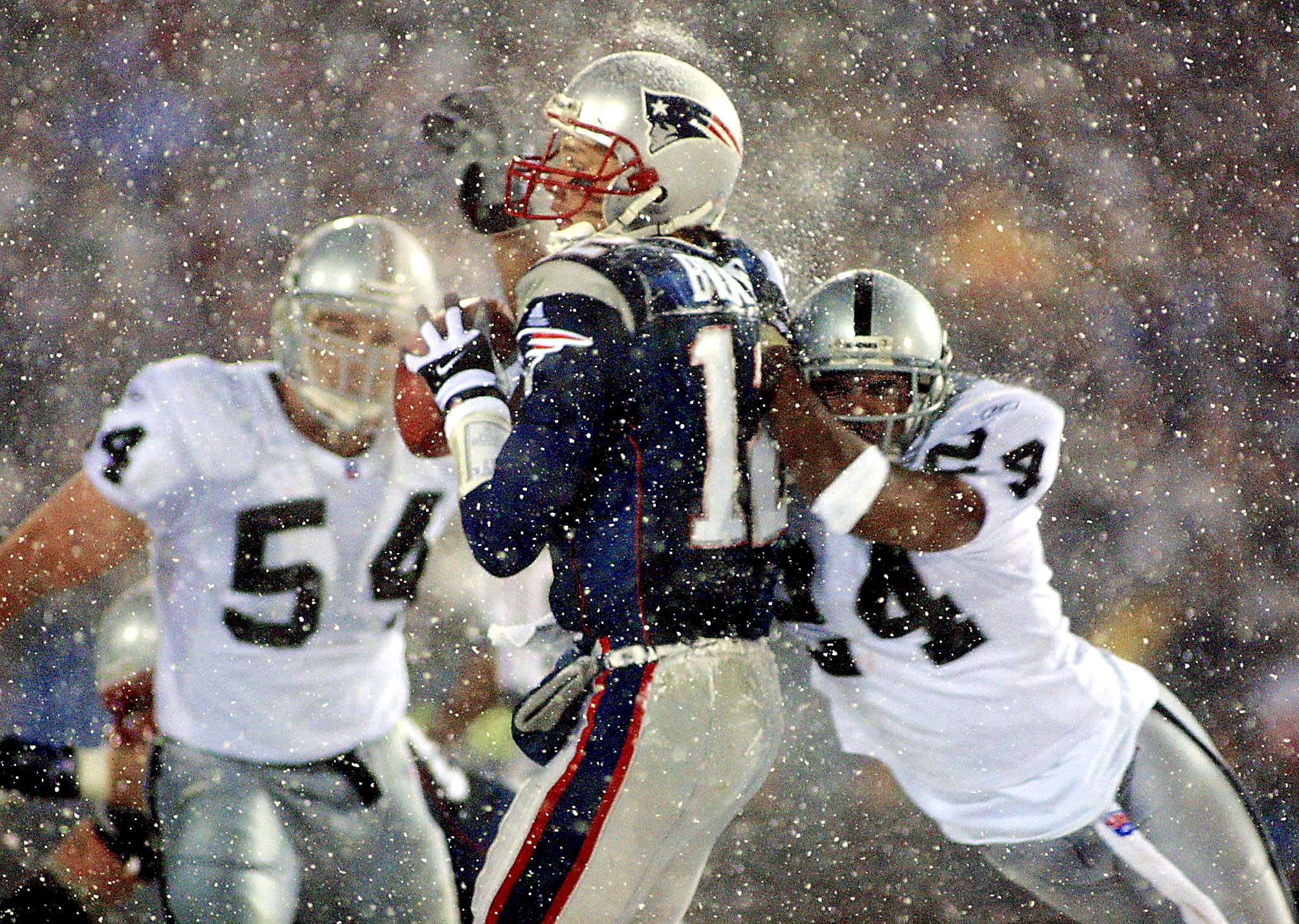 NFL: 4 Epically Awful Bad Weather Football Games