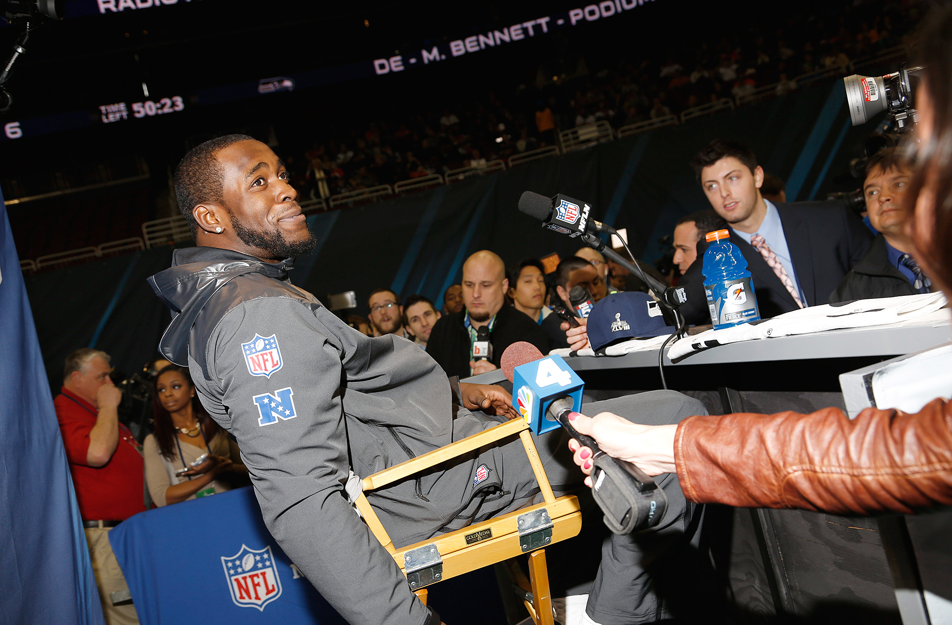 File:Super Bowl XL media day (236019320).jpg - Wikimedia Commons