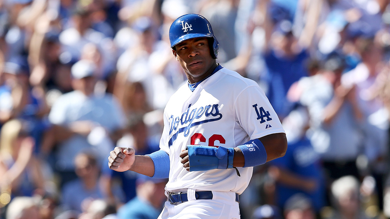 Yasiel Puig displays mature response to reporter's apology