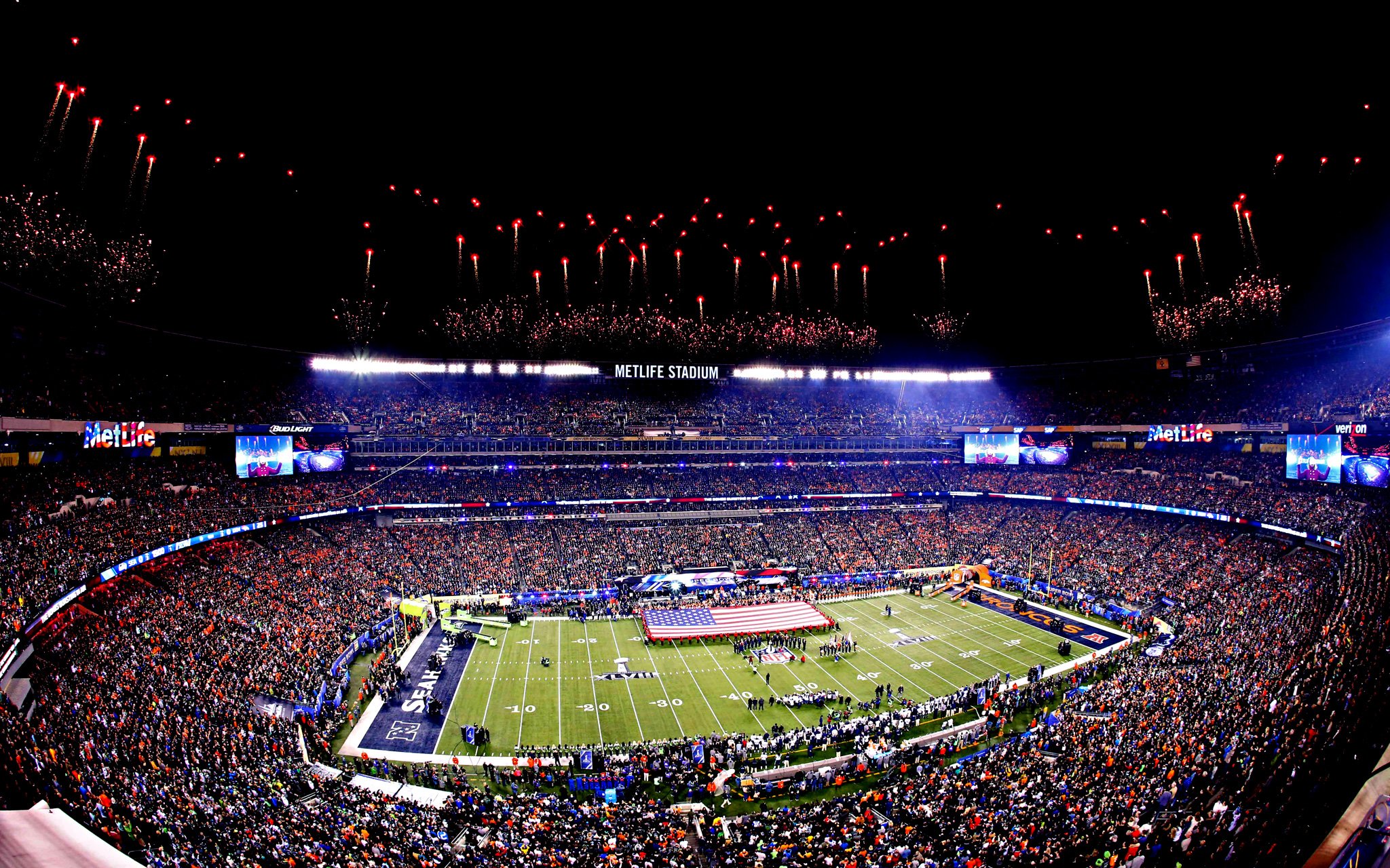 PHOTOS: Scenes From Super Bowl XLVIII