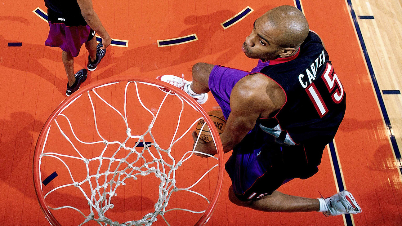Toronto Raptors: Is Charles Oakley right with Vince Carter criticism?
