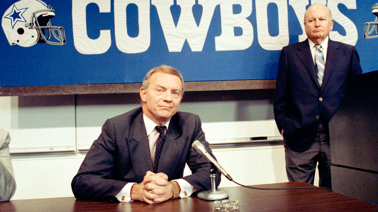 Cowboys owner Jerry Jones criticizes Dallas GM Jerry Jones