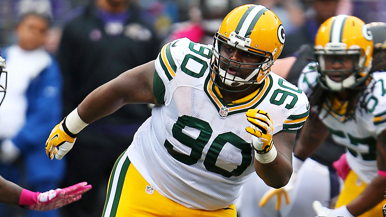 Green Bay Packers' B.J. Raji has torn right biceps - ESPN