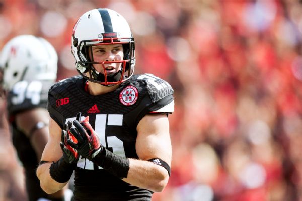 With Fyfe at QB, No. 19 Cornhuskers defeat Maryland 28-7