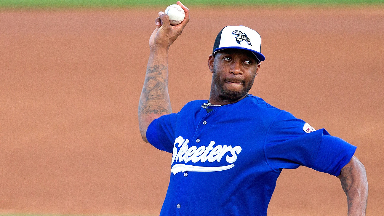 Tracy McGrady wants to be a pro pitcher