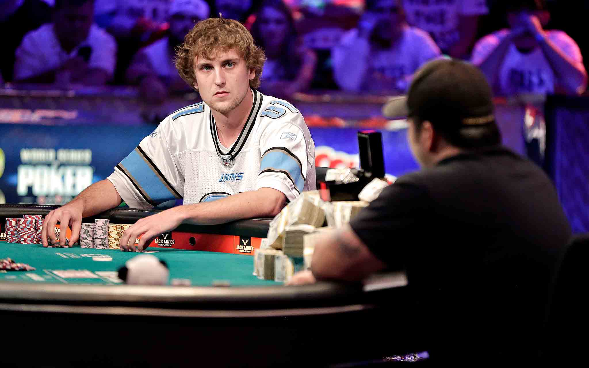 Win world. Райан Рисс. WSOP 1998 Мэтт Дэймон. WSOP 2013 Final. Тихоновский Холден Покер финал.