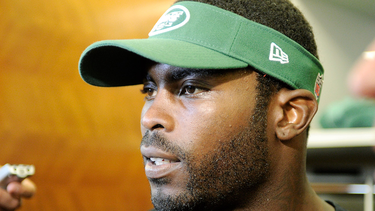 Michael Vick hints that he'll play backup to Geno Smith in New York -  Sports Illustrated