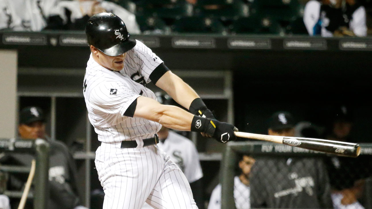 Gordon Beckham of Chicago White Sox traded to Los Angeles Angels