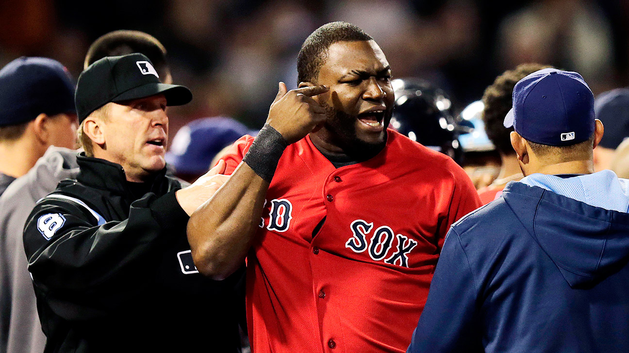 Tom Brady ejected from Tampa park closed because of pandemic