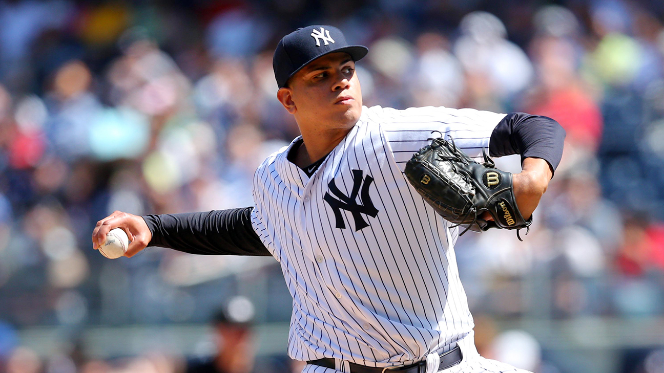 Ex-Yankees pitcher Dellin Betances officially retires from MLB