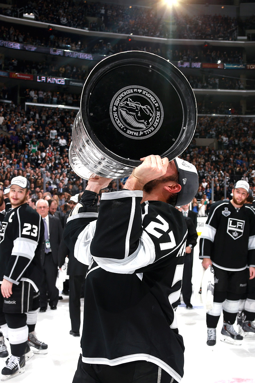 Kings head to Stanley Cup Finals and LA becomes Hockeytown