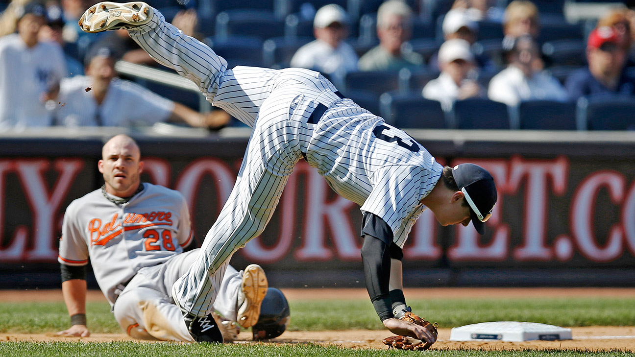 Steve Pearce hits 3 homers as Sox beat Yanks