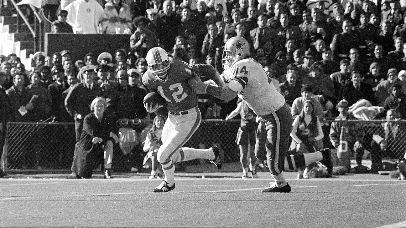 28: Bob Lilly Sacks Bob Griese Super Bowl VI