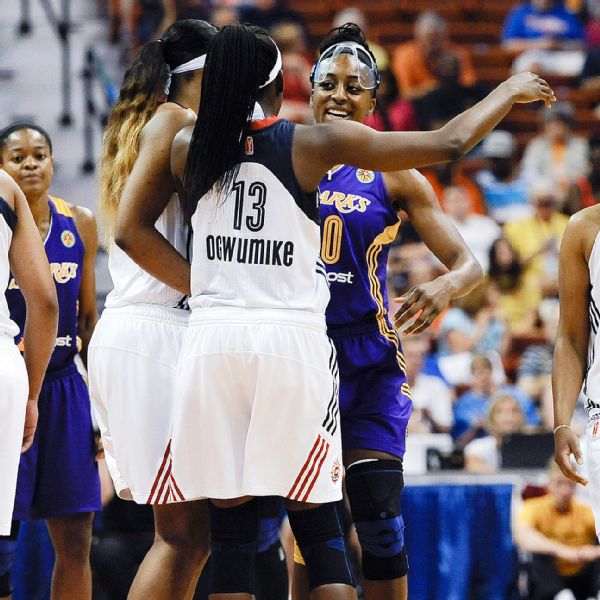 WNBA - Los Angeles Sparks beat Connecticut Sun, need to find consistency