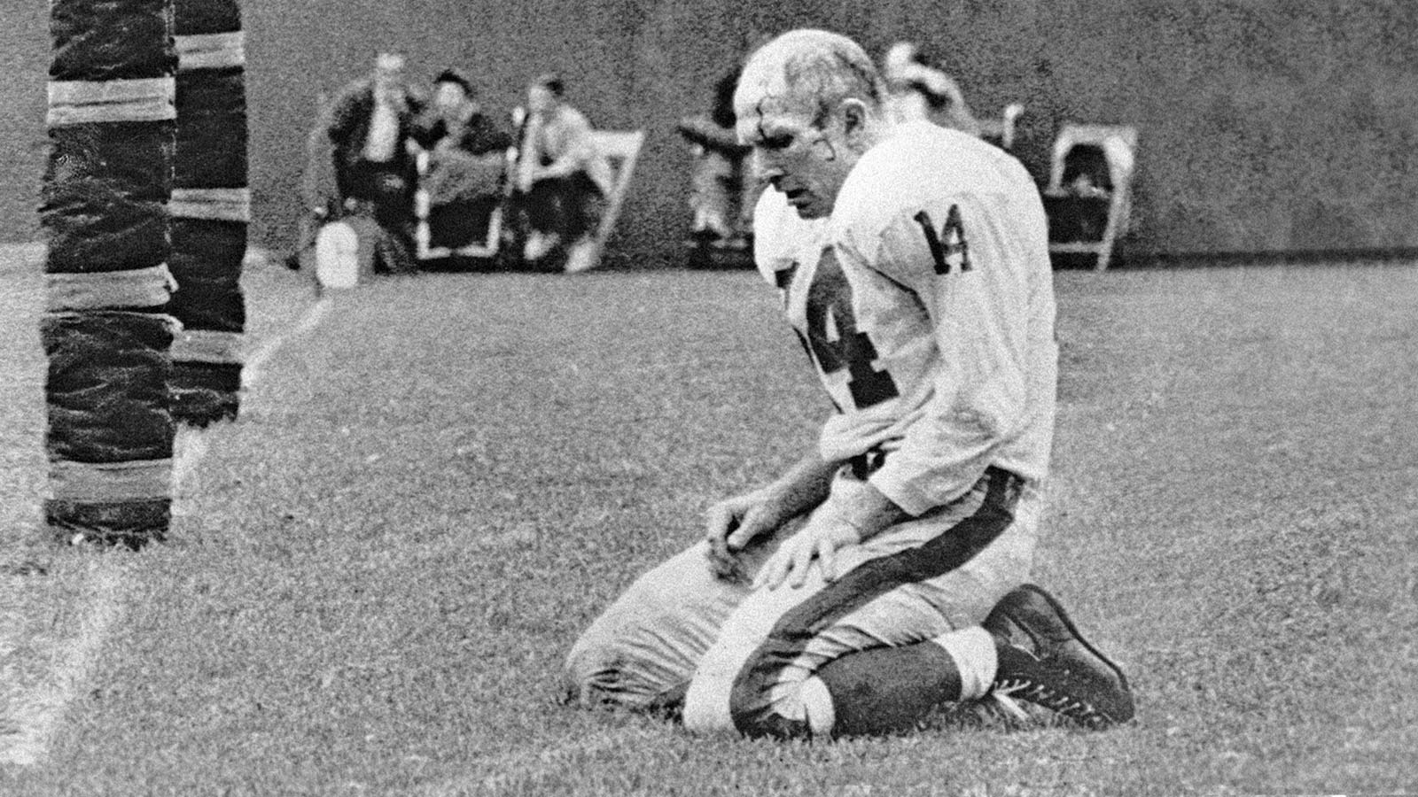 Y.A. Tittle -- the man behind the iconic image - ESPN