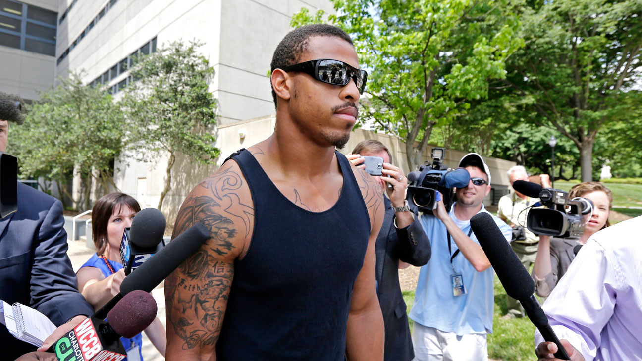 Troubled former NFL star Greg Hardy gets UFC developmental deal