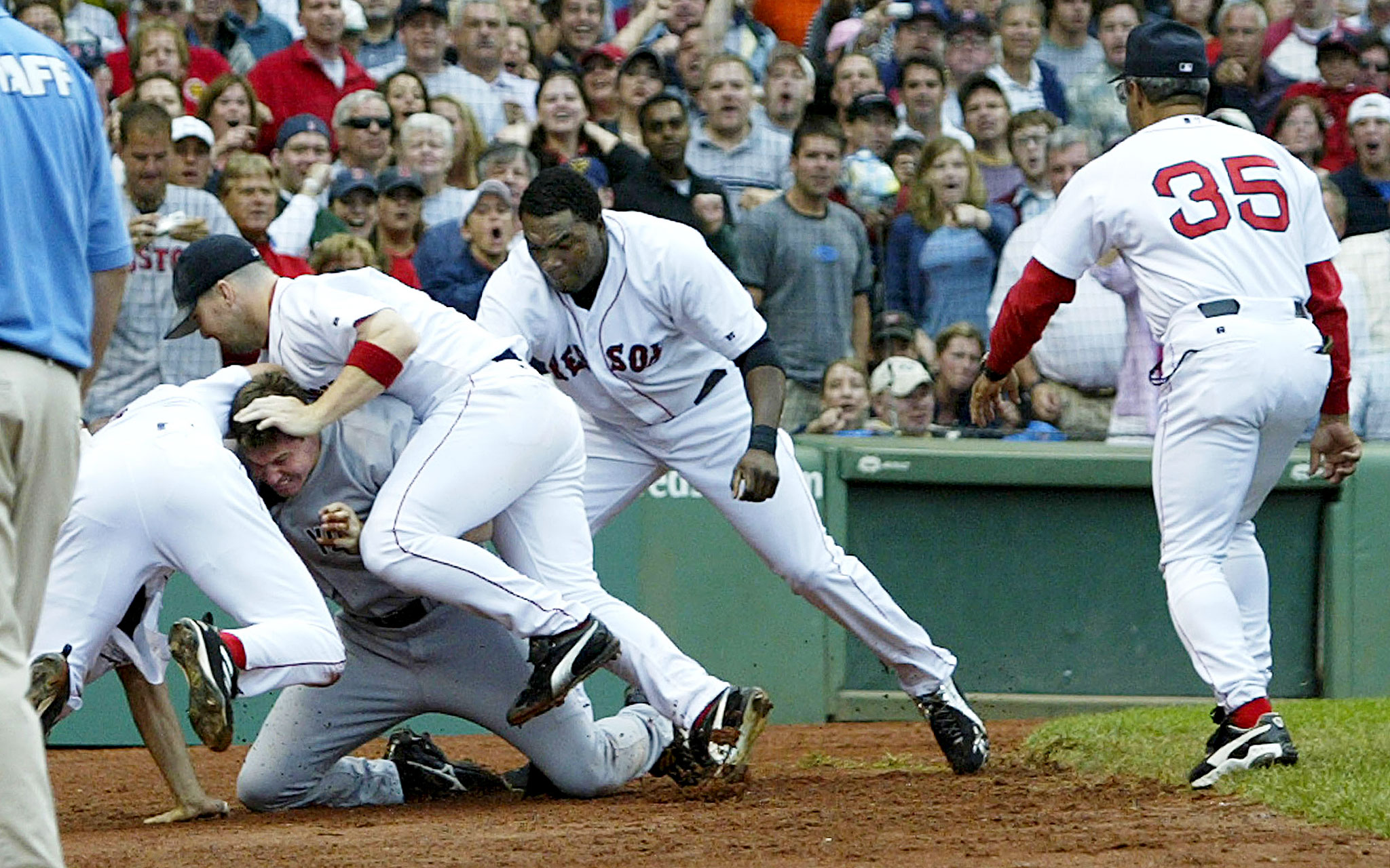 2004 Boston Red Sox-New York Yankees brawl to remember, starring Jason  Varitek and Alex Rodriguez - ESPN